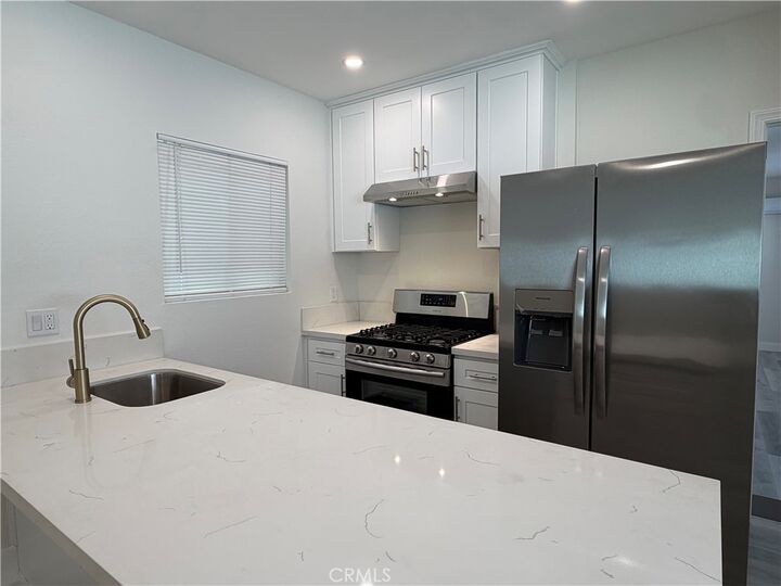 Property Photo:  204 1/2 E I Street  CA 91764 
