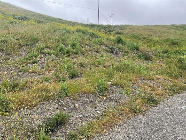 Property Photo: 3 Cross Hill Drive CA 92587