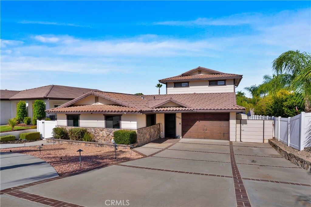 Property Photo: 22970 S Canyon Lake Drive S CA 92587
