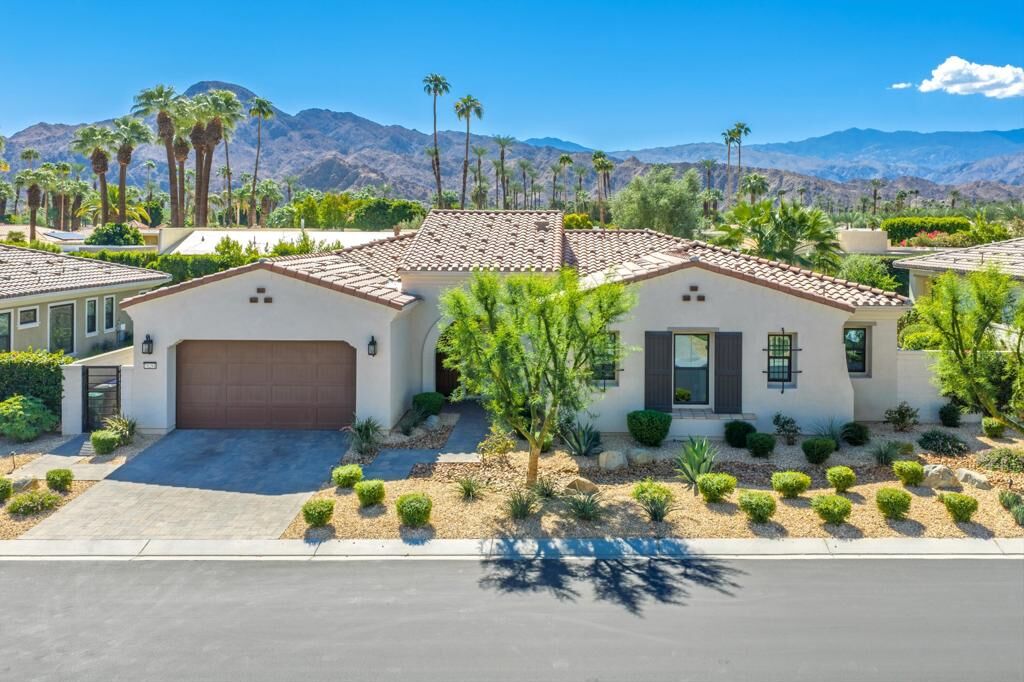 Property Photo:  75291 Mansfield Drive  CA 92210 
