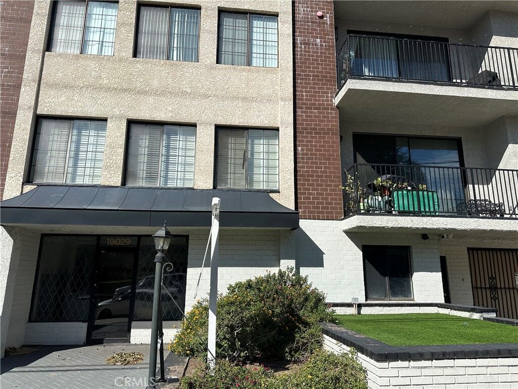 Property Photo:  19029 Nordhoff  CA 91324 