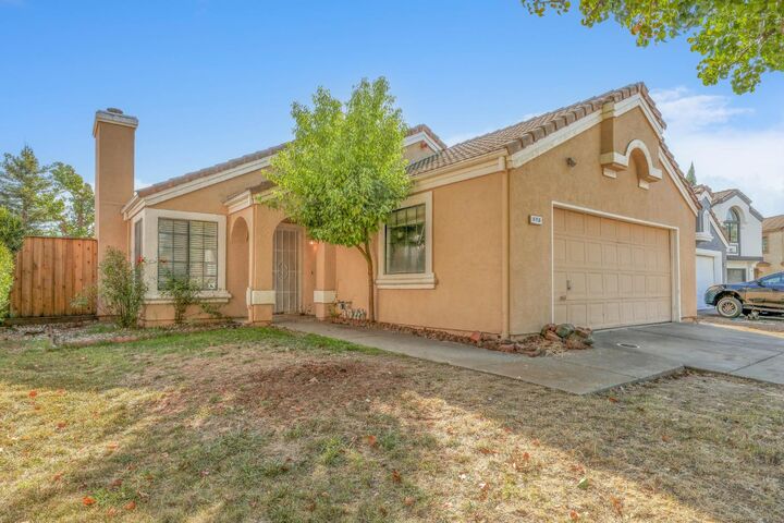 Property Photo: 8758 Lemas Road CA 95828