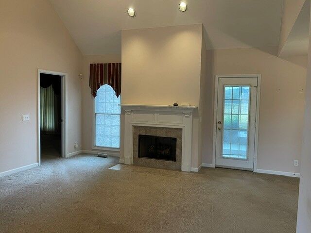 Property Photo:  180 Foxrun  TN 37172 