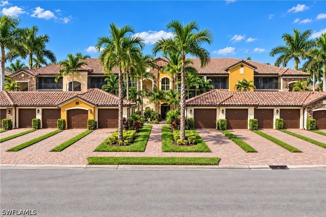 Property Photo:  9521 Avellino Way 2422  FL 34113 