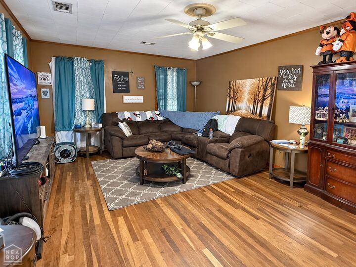 Property Photo: 907 Sims AR 72401