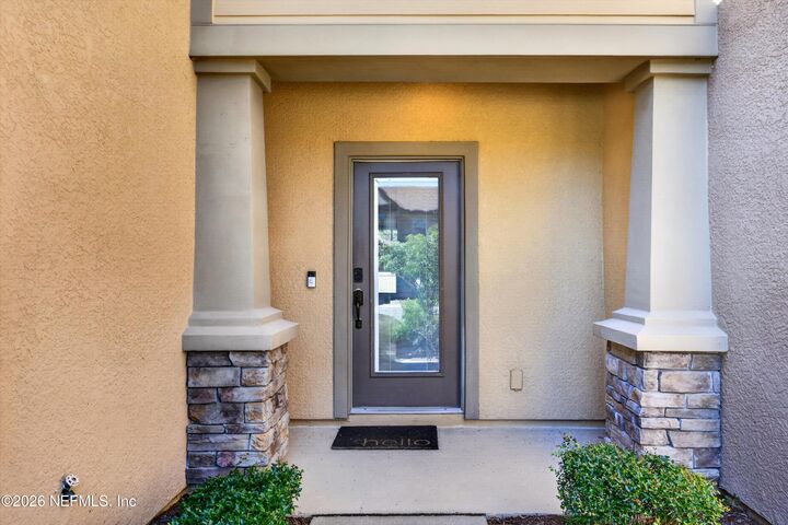 Property Photo:  7019 Butterfly Court  FL 32258 