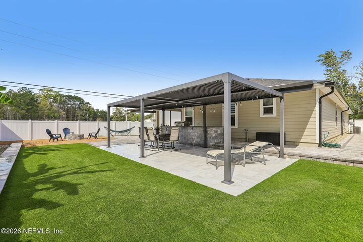 Property Photo:  1068 Clay Street  FL 32003 