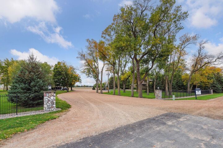 Property Photo:  310 Greenwood Avenue W  MN 55342 