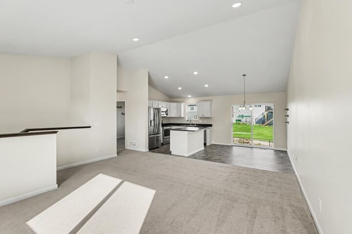Property Photo:  902 Poplar Lane  MN 55388 