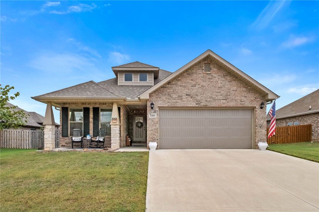 Property Photo: 2406 Armstrong Lane AR 72751