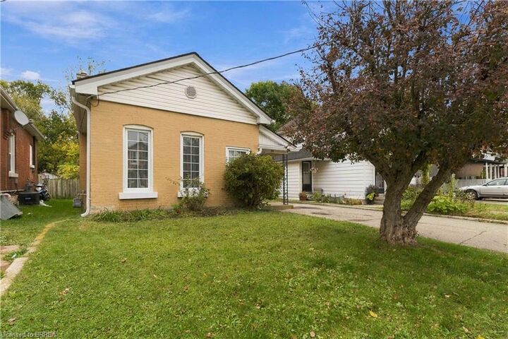 Property Photo: 78 Ontario Street ON N3S 2C3