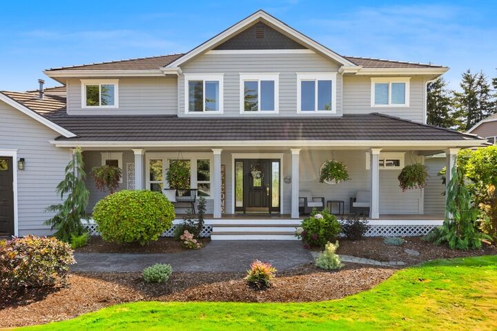 Property Photo: 831 21st Street NW WA 98371