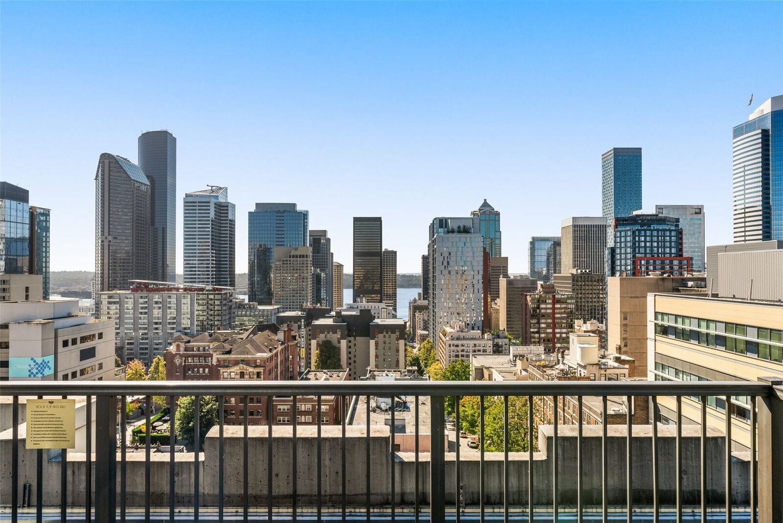 Property Photo:  1105  Spring Street 1304  WA 98104 