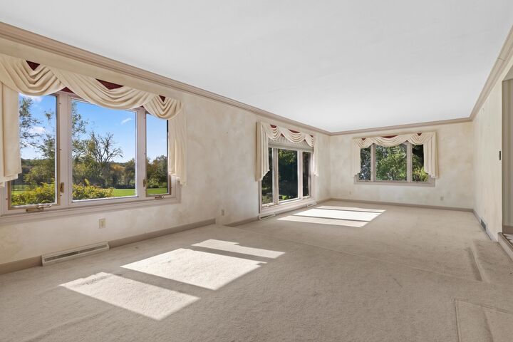 Property Photo: 12456 North Gate Road IL 61073