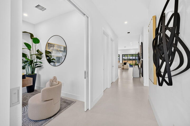 Property Photo:  1781 NE 18th Street  FL 33305 