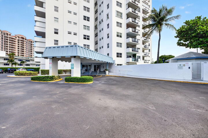 Property Photo:  1500 S Ocean Boulevard 1604  FL 33062 
