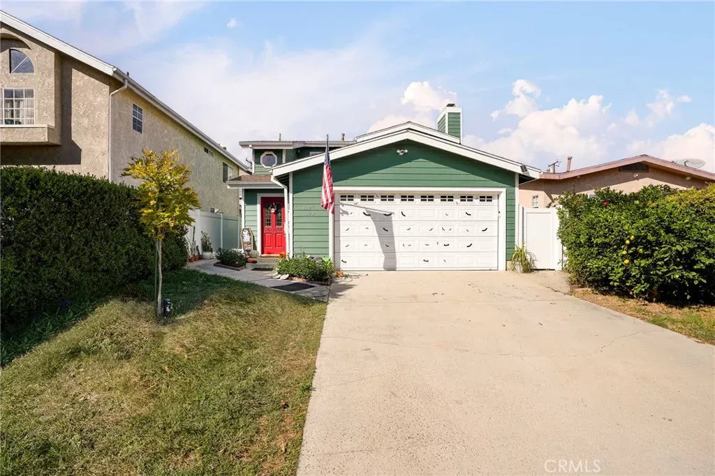 Property Photo:  1827 Gramercy Avenue  CA 90501 