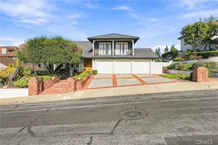 Property Photo:  468 S Old Bucket  CA 92807 