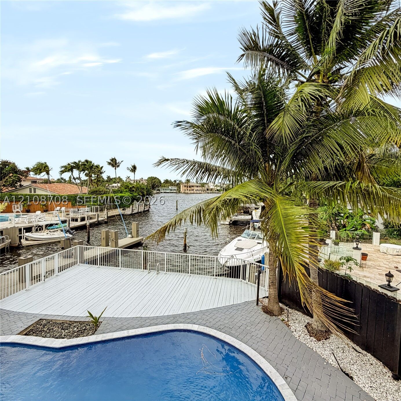 Property Photo:  2445 SE 8th St  FL 33062 