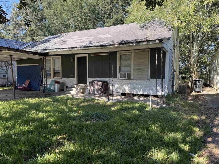 Property Photo:  140 Hilldale Dr  TX 77627 