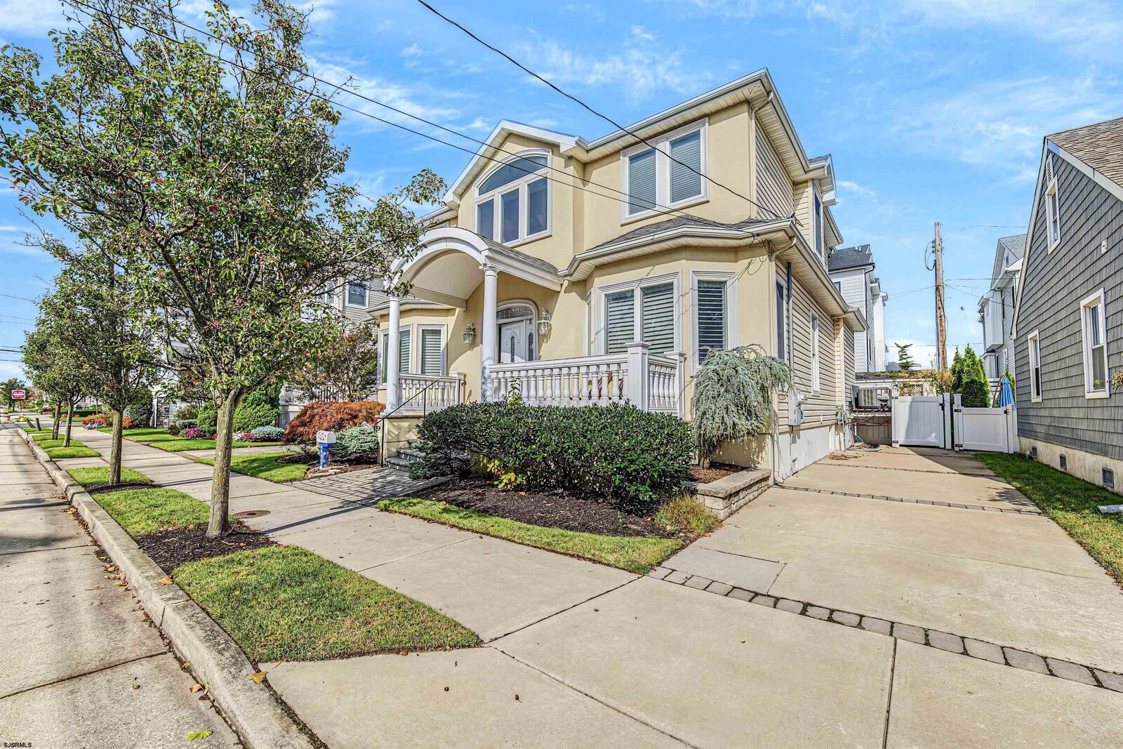 Property Photo:  21 N Kenyon Ave  NJ 08402 
