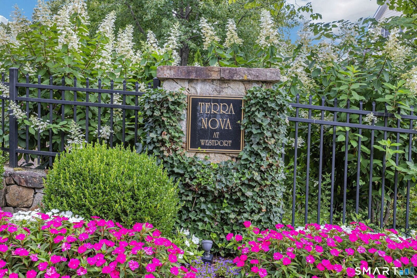 Property Photo:  58 Terra Nova Circle 58  CT 06880 