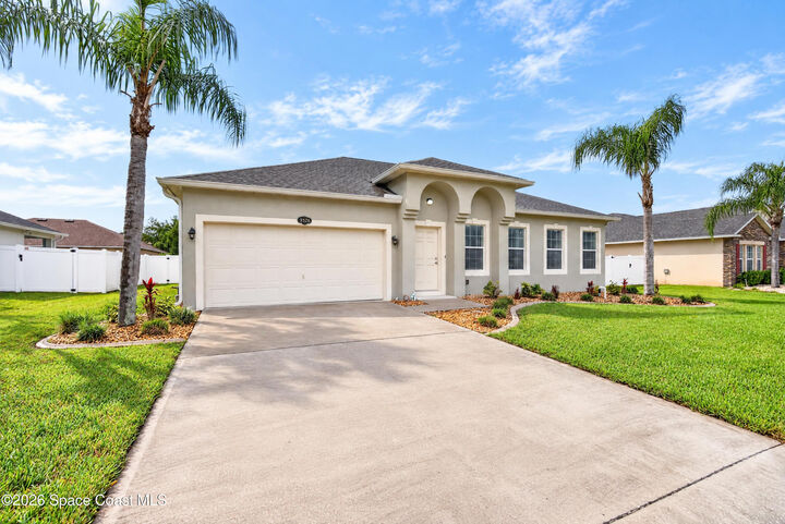 Property Photo:  3326 Slate Street  FL 32904 