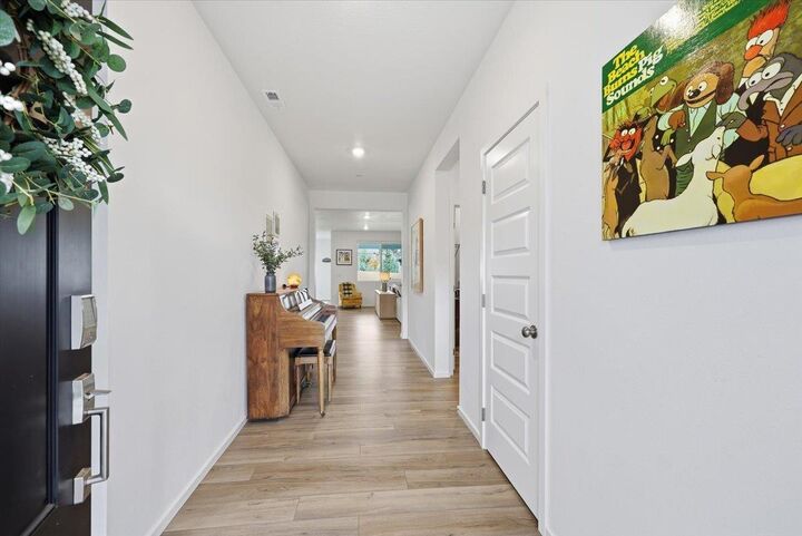 Property Photo: 7152 S Boulder Ridge Dr WA 99224