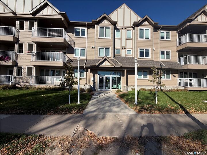 Property Photo:  318 108th Street W 107  SK S7N 1P8 