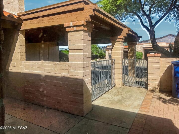 Property Photo:  4206 E Presidio Road  AZ 85712 
