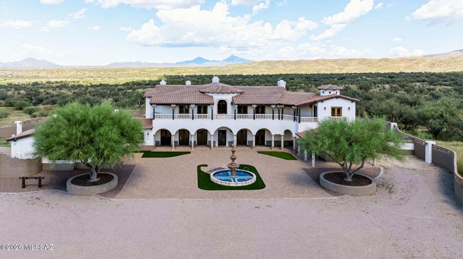 Property Photo:  31 Oeste Padre Corte  AZ 85621 