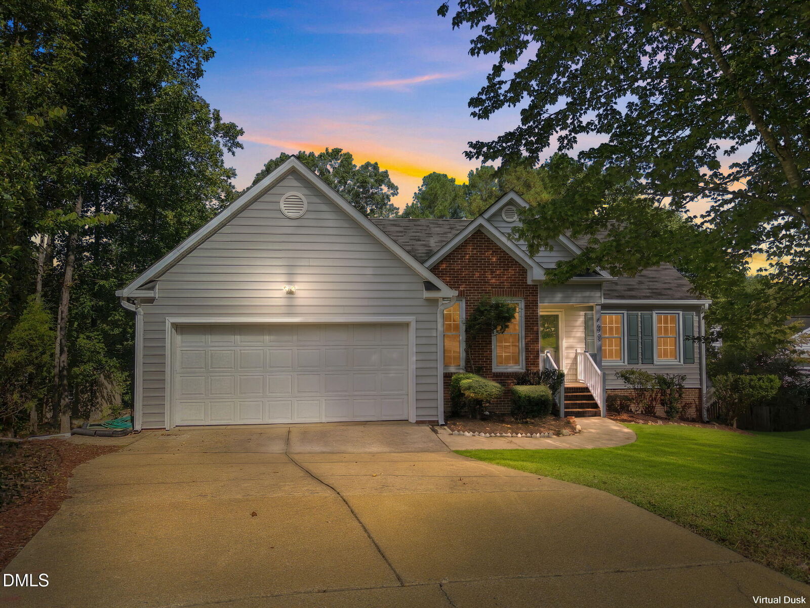 Property Photo:  6905 Whittlesea Place  NC 27616 