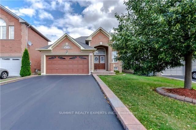 Property Photo:  23 Bissell Drive N  ON L7A 3K1 
