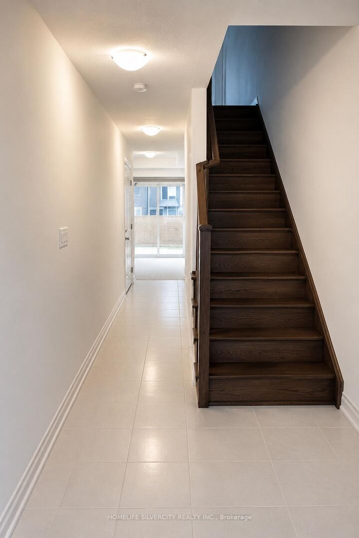 Property Photo:  41 Humberstone Drive  ON L7G 0P5 