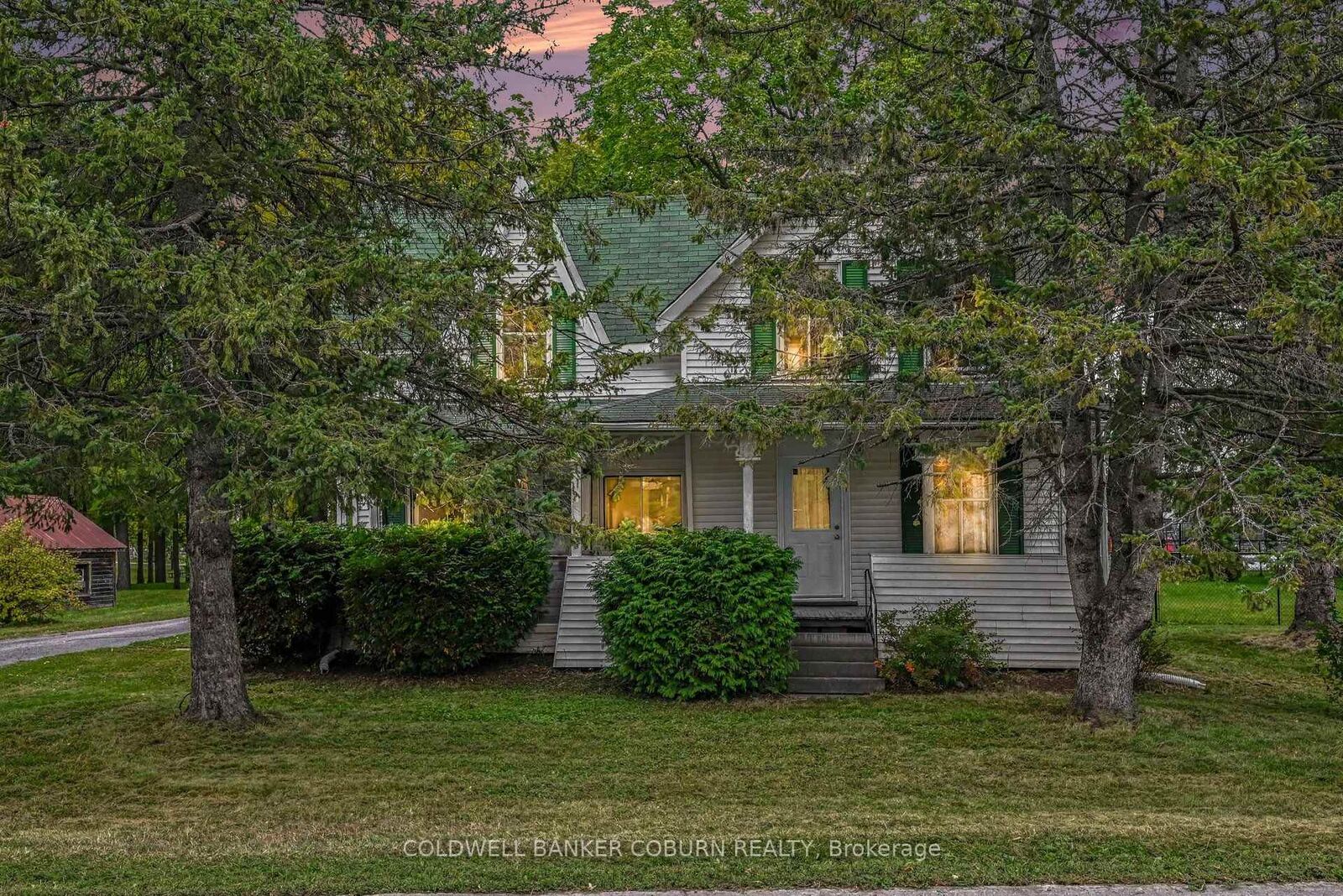 Property Photo:  69 Main Street S  ON K0C 1H0 