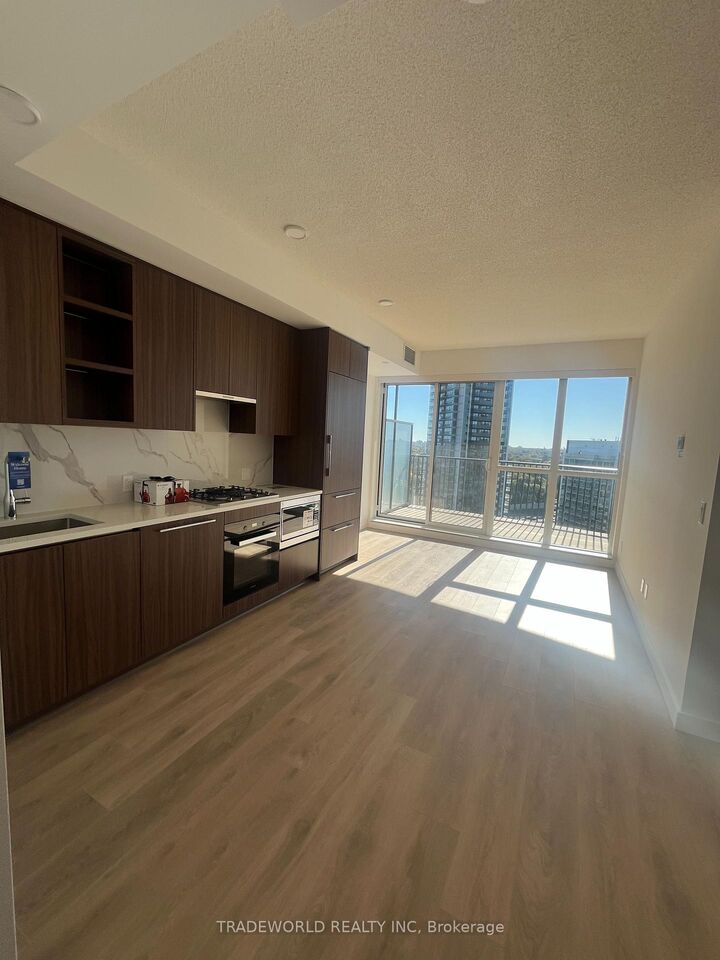 Property Photo:  18 Esther Shiner Boulevard 2316  ON M2K 0J7 