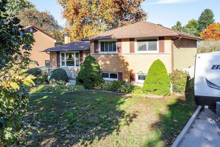 Property Photo:  1478 Glengarry Avenue  ON N5X 1R1 