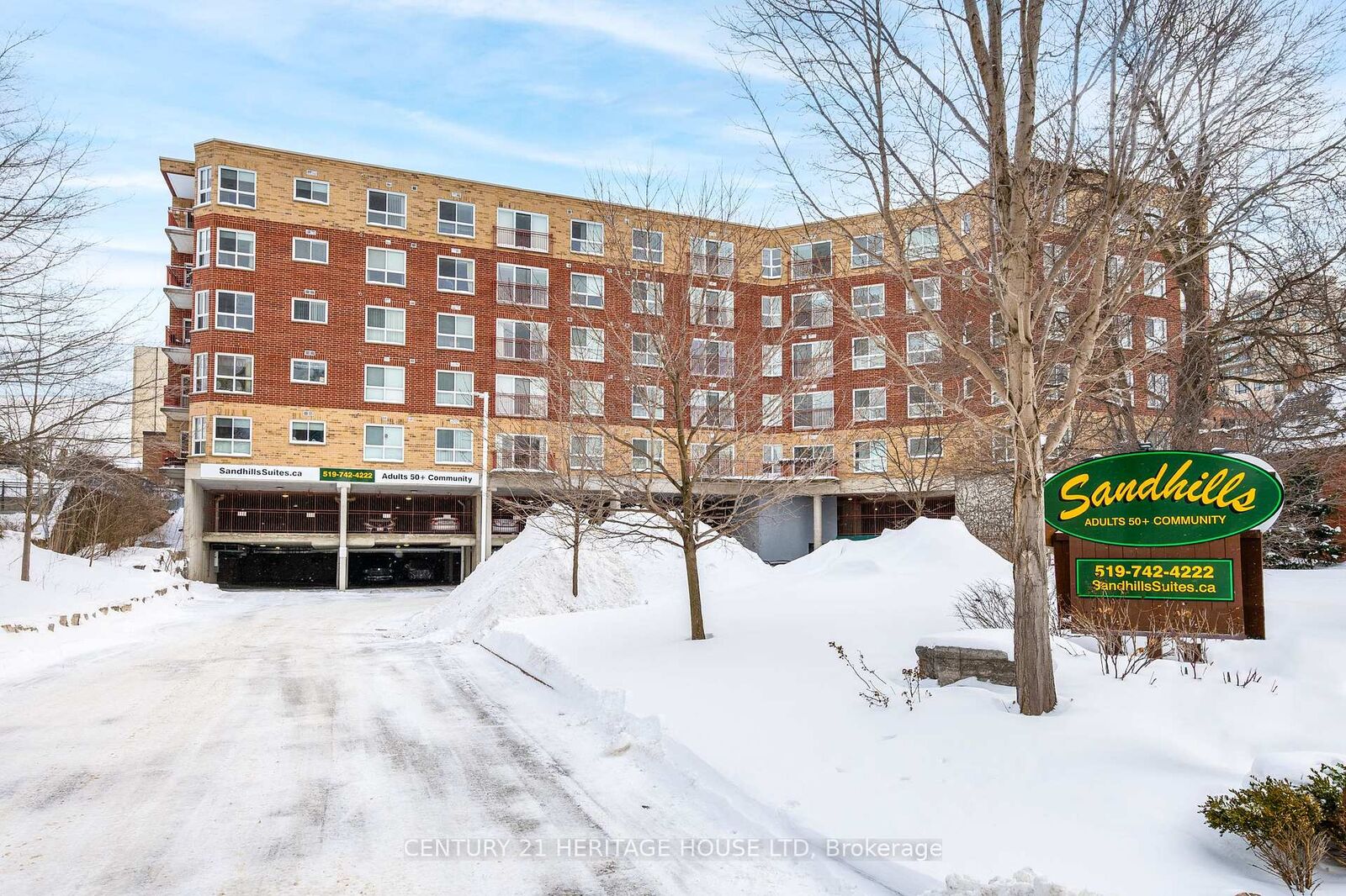 Property Photo:  20 St George Street 407  ON N2J 1K5 
