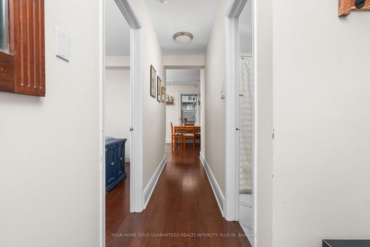 Property Photo: 114 Vaughan Road 202 ON M6C 2M1