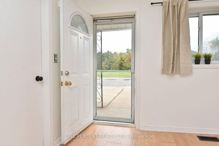 Photo de la propriété:  201 Strathearne Avenue  ON L8H 5K7 