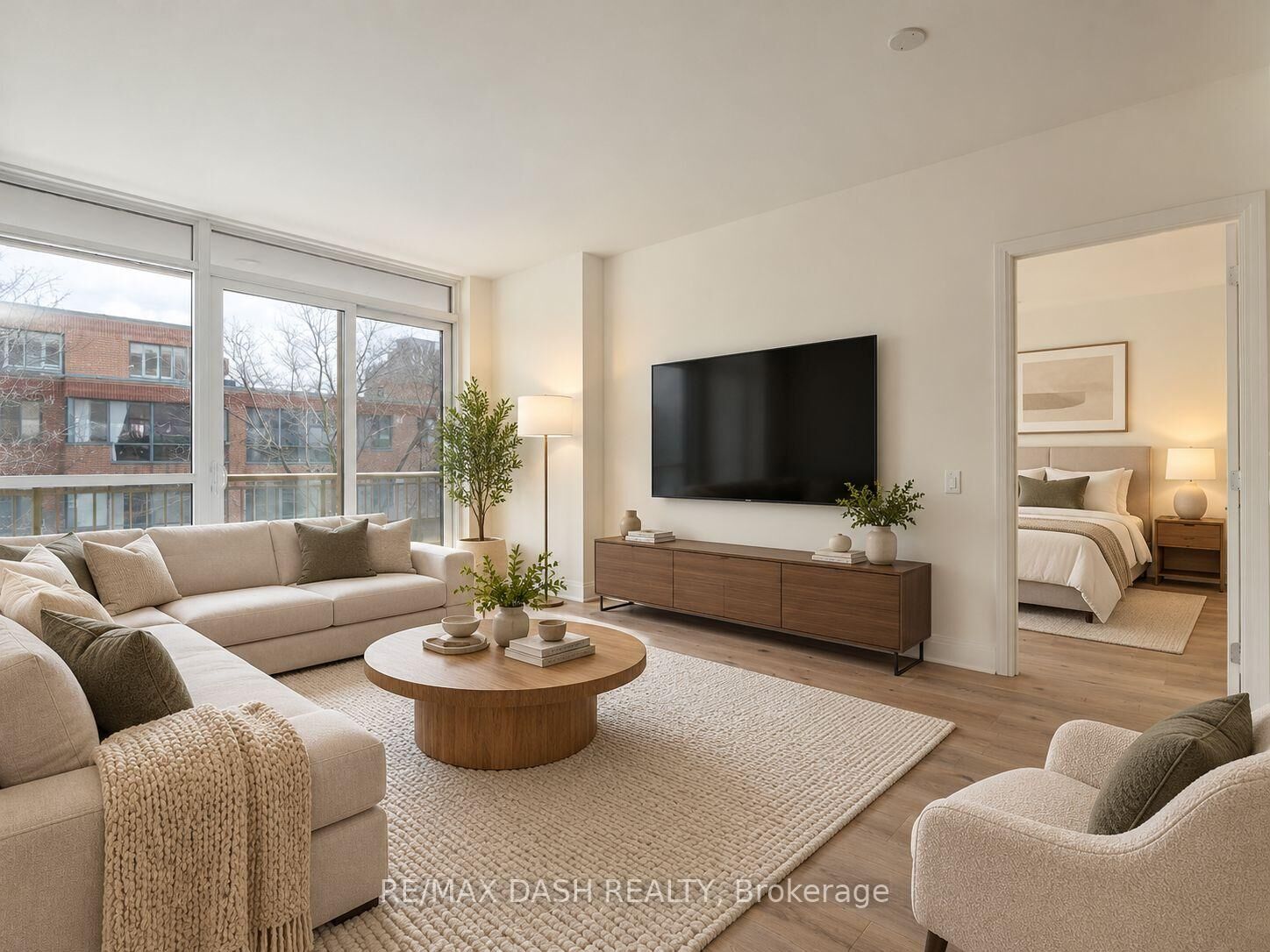 Property Photo:  151 Avenue Road 306  ON M5R 2H7 
