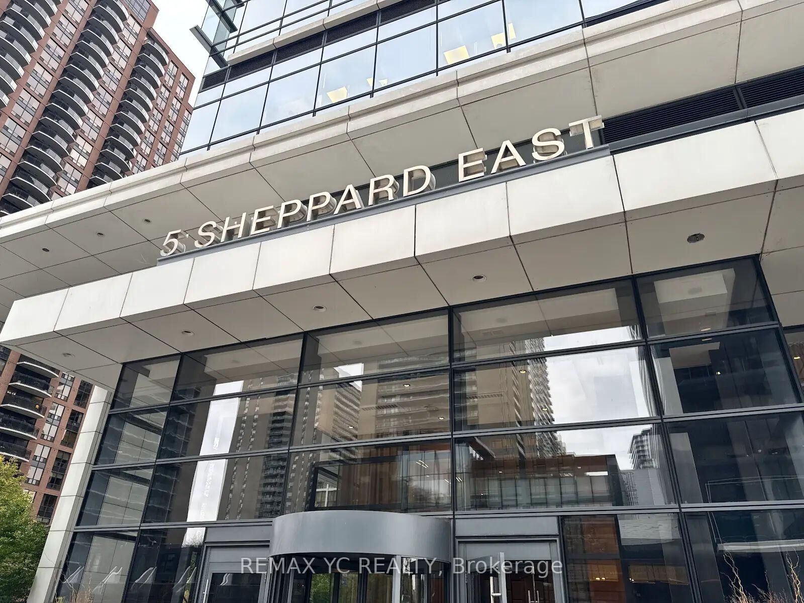 Property Photo:  5 Sheppard Avenue E 2118  ON M2N 2Z8 