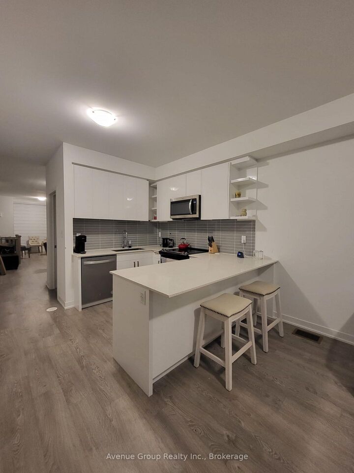 Property Photo:  60 Hooyo Terrace  ON M6A 0E2 