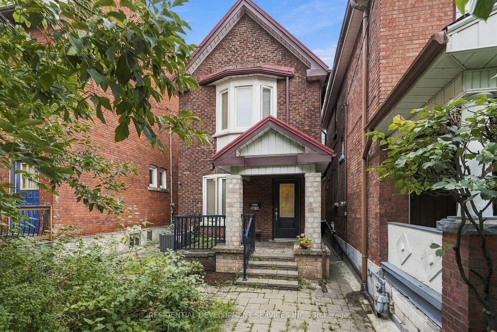 Property Photo:  270 Havelock Street Rear Main Floor  ON M6H 3B9 