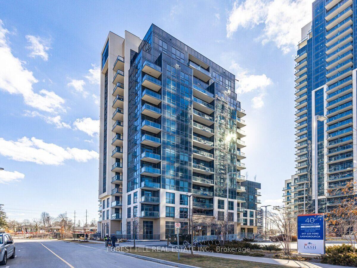 Property Photo:  10 Meadowglen Place 401  ON M1G 0A8 