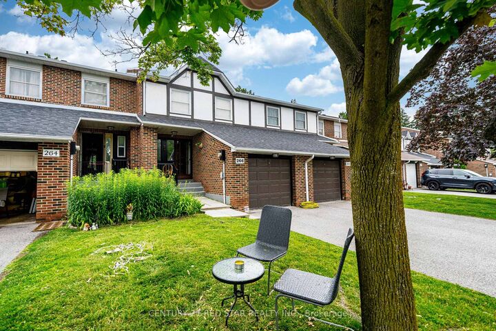 Photo de la propriété:  266 Simonston Boulevard  ON L3T 4T5 
