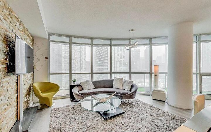 Property Photo:  38 Dan Leckie Way 1908  ON M5V 2V6 