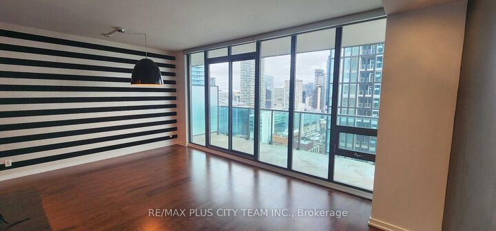 Property Photo:  33 Lombard Street 3604  ON M5C 3H8 