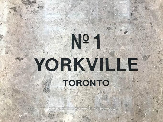 Property Photo:  1 Yorkville Avenue 2904  ON M4W 1L1 