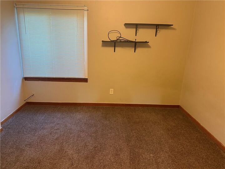 Property Photo: 2551 Tilbrook Road B PA 15146